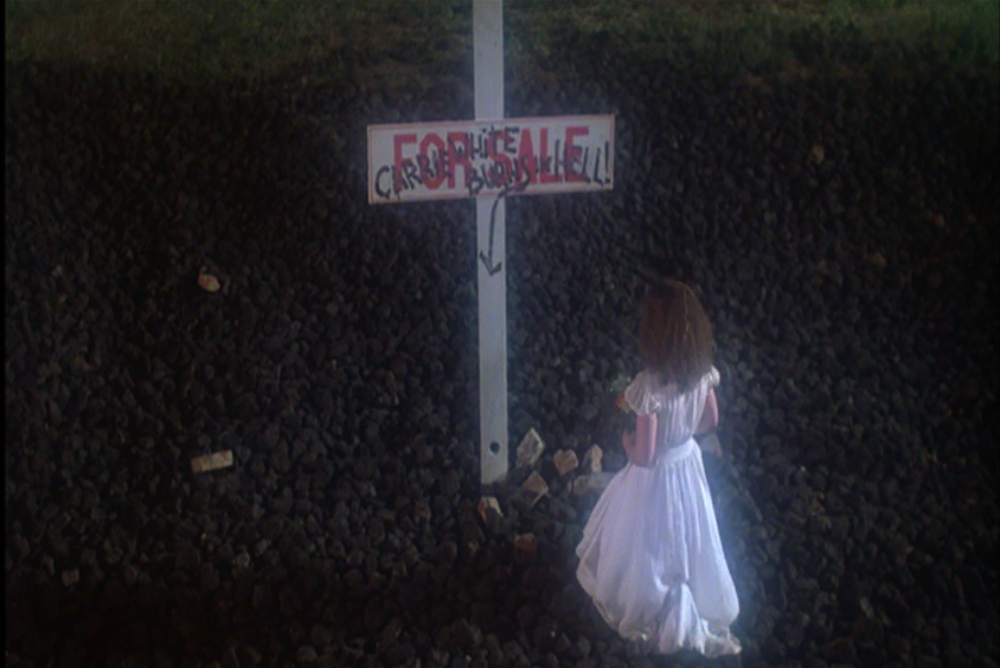 2. Carrie, ending, cross